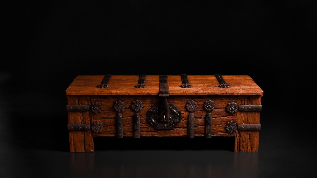 Media 1 for listing Decorated Medieval Chest