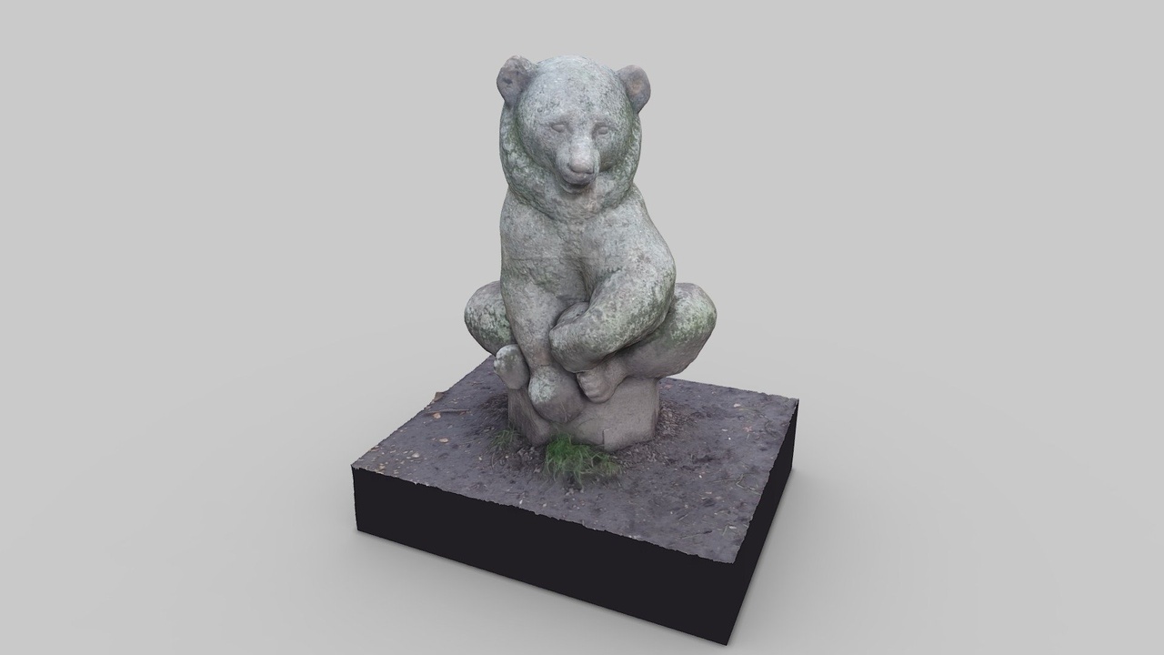 Media 1 for listing Coram's Fields Sigurd's Bear