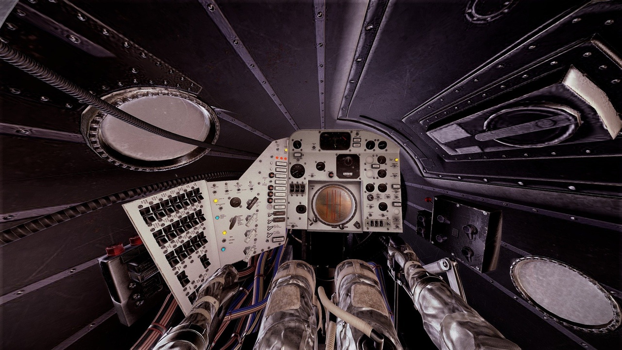 Media 1 for listing Mercury Redstone Cockpit