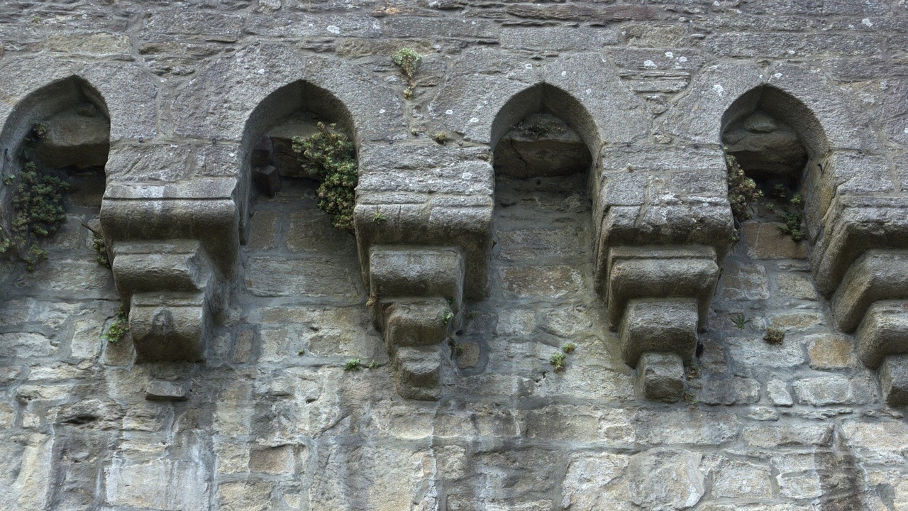 Media 1 for listing Crenellations