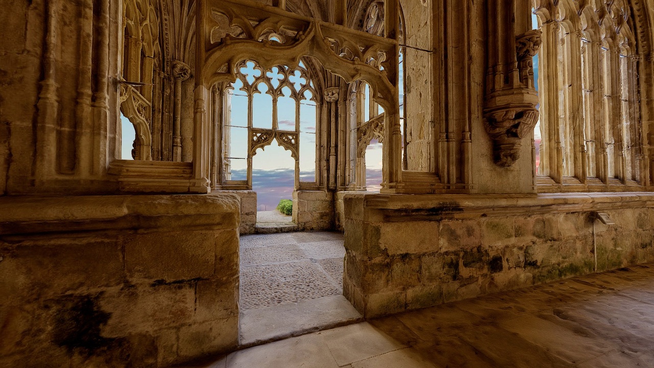 Media 1 for listing Gothic cloister corner