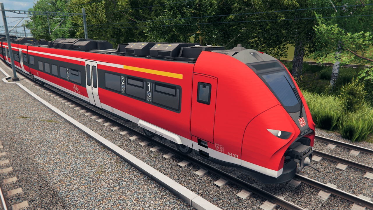 Media 1 for listing German Regional Train - Red Livery