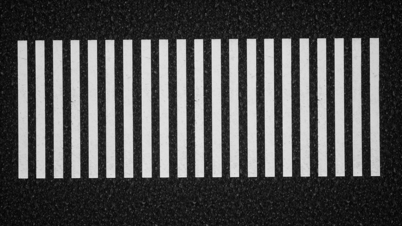 出品DecalTexture_005_white-lines-of-a-crosswalkのメディア1