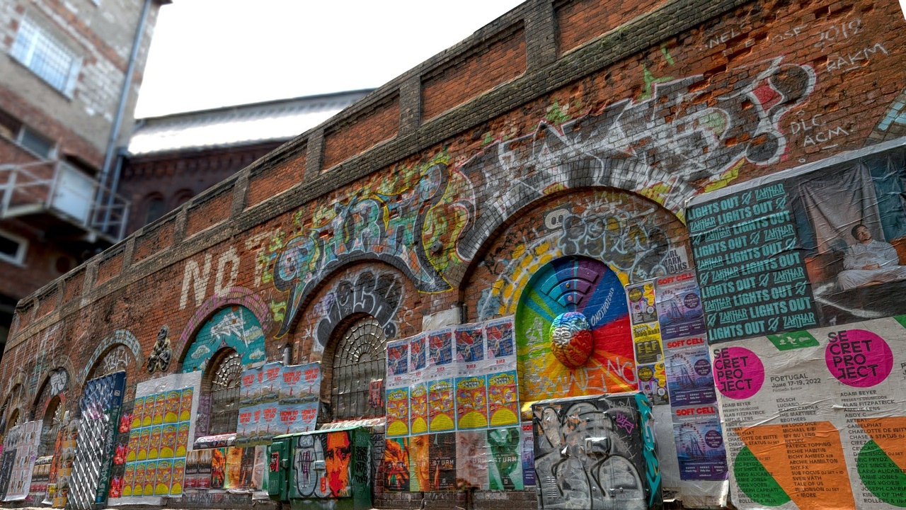 Media 1 for listing Building scan No. 15 - London, Brick Lane