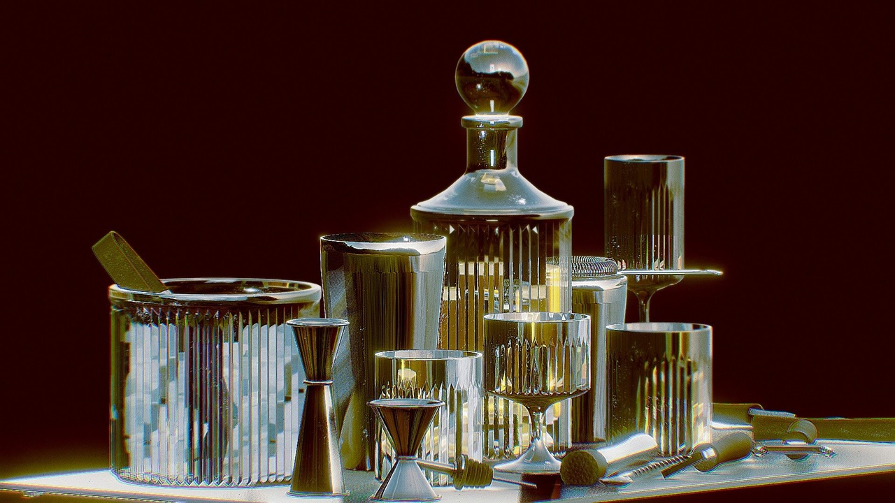Media 1 for listing Glassware & Cocktail Set