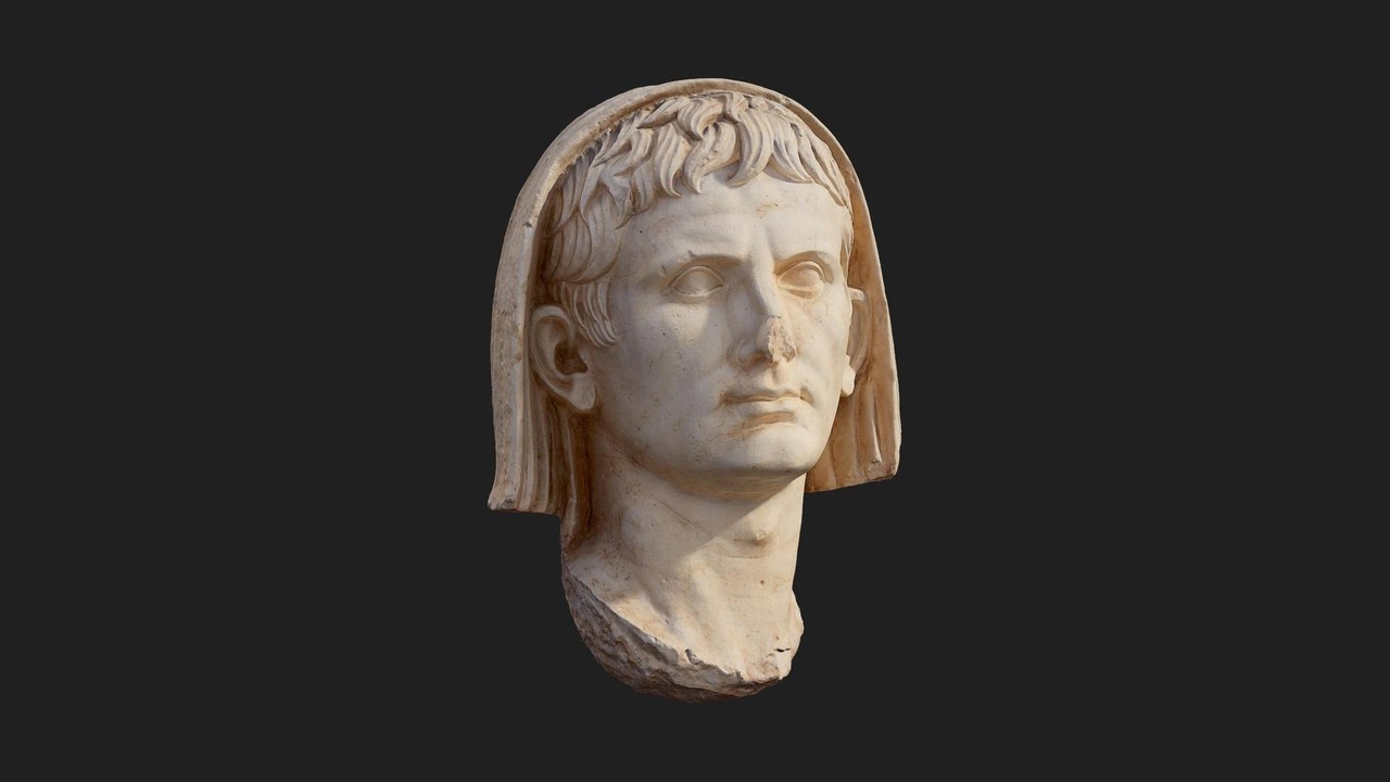 Media 1 for listing Roman Statue