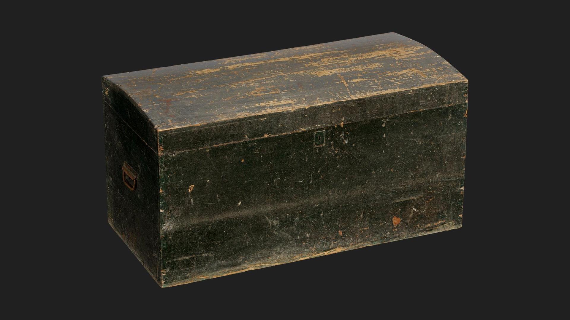 Residential European Rural Storage Chest Wood Worn 01 | Fab