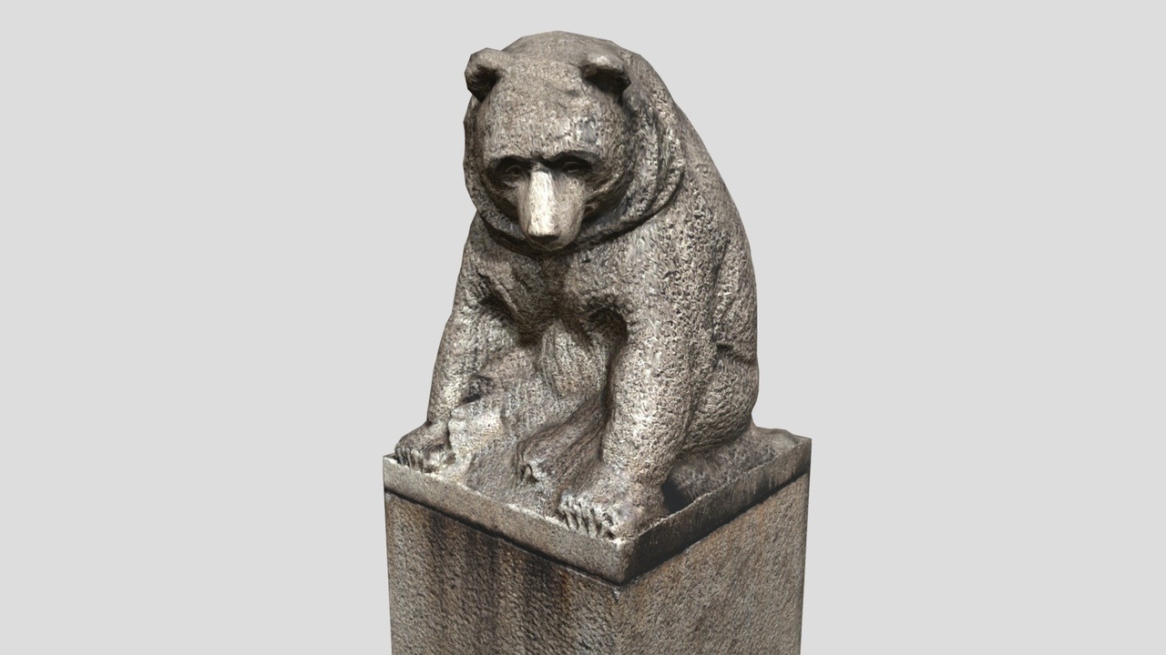 Media 1 for listing Bear Statue - Helsinki, Finland