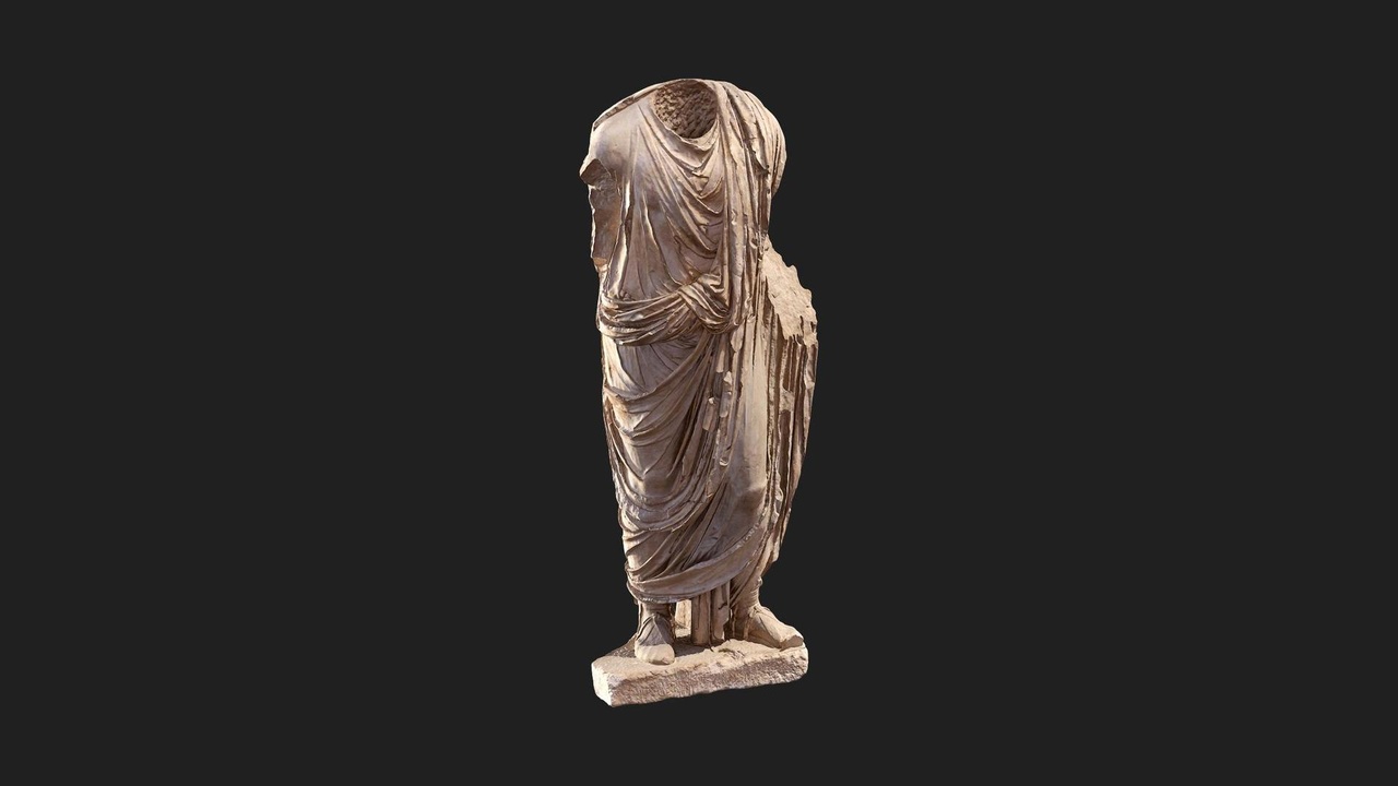 Media 1 for listing Roman Statue