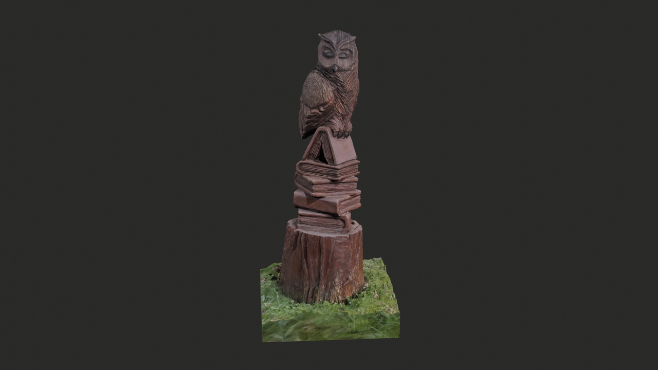 Media 1 for listing 3D Textured Model of a Hand-Carved Wooden Owl Sculpture