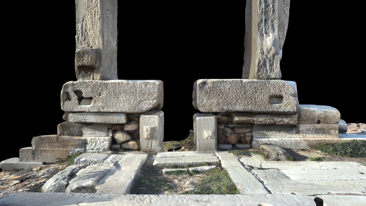 Media 1 for listing Half temple of Apollon (Portara)