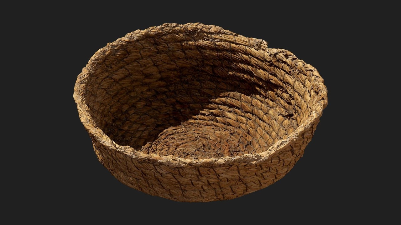 商品 Old Wicker Basket 的媒体 1