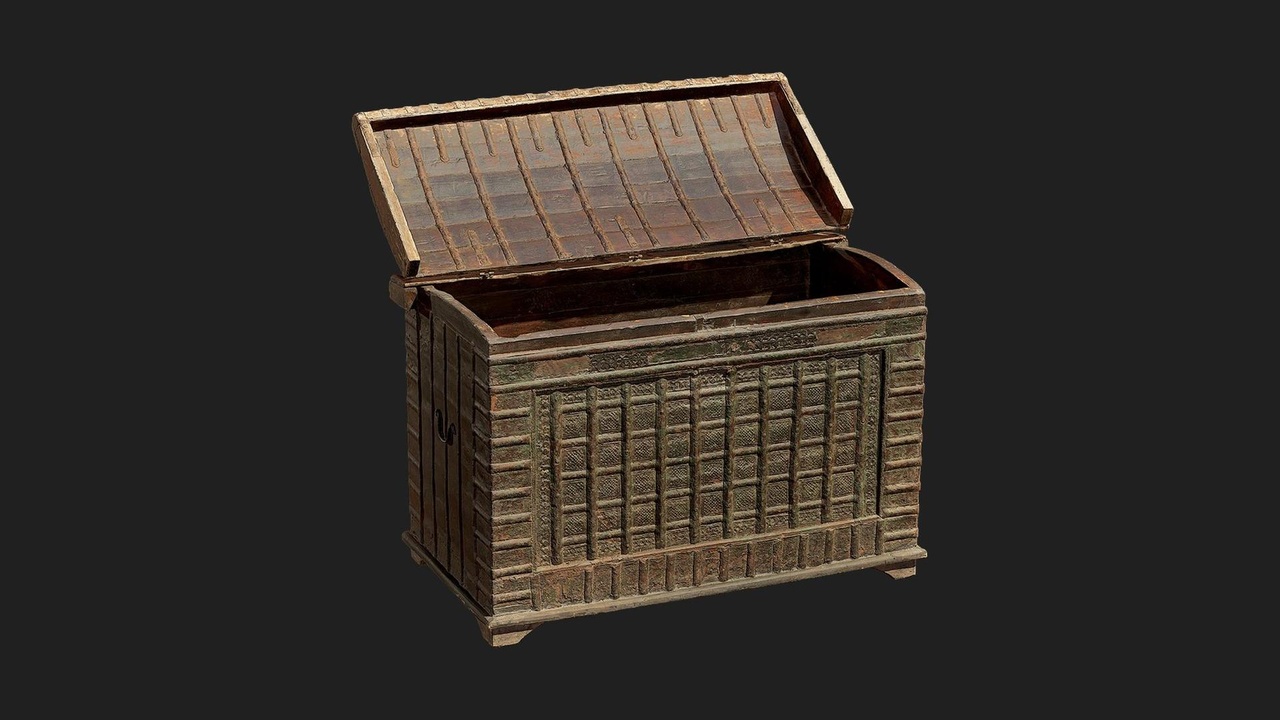 Media 1 for listing Historic Medieval Farm Chest Wood L 01
