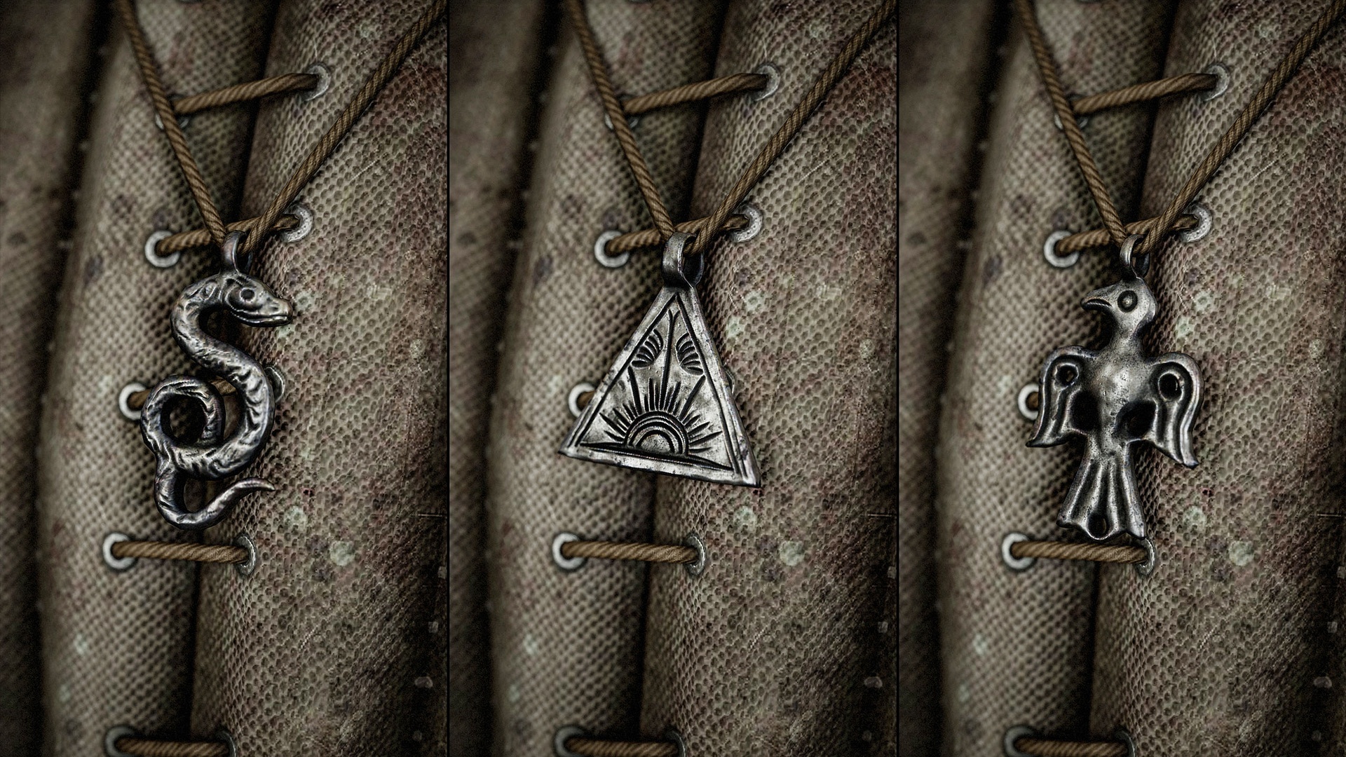 Media 1 for listing Old Medieval Pendant Pack