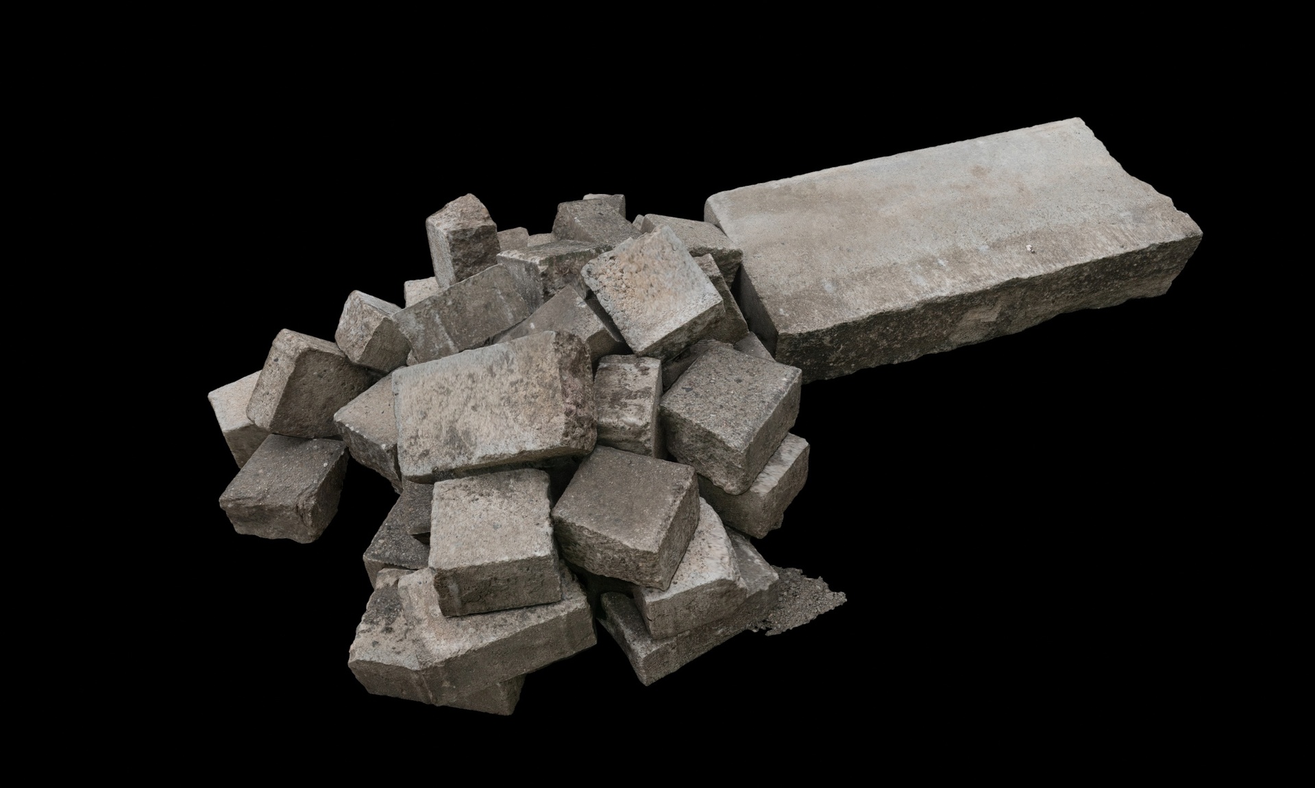 Media 1 for listing Pile of weathered concrete paving stones