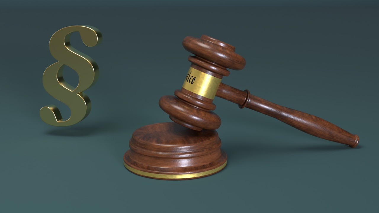 Media 1 for listing Gavel