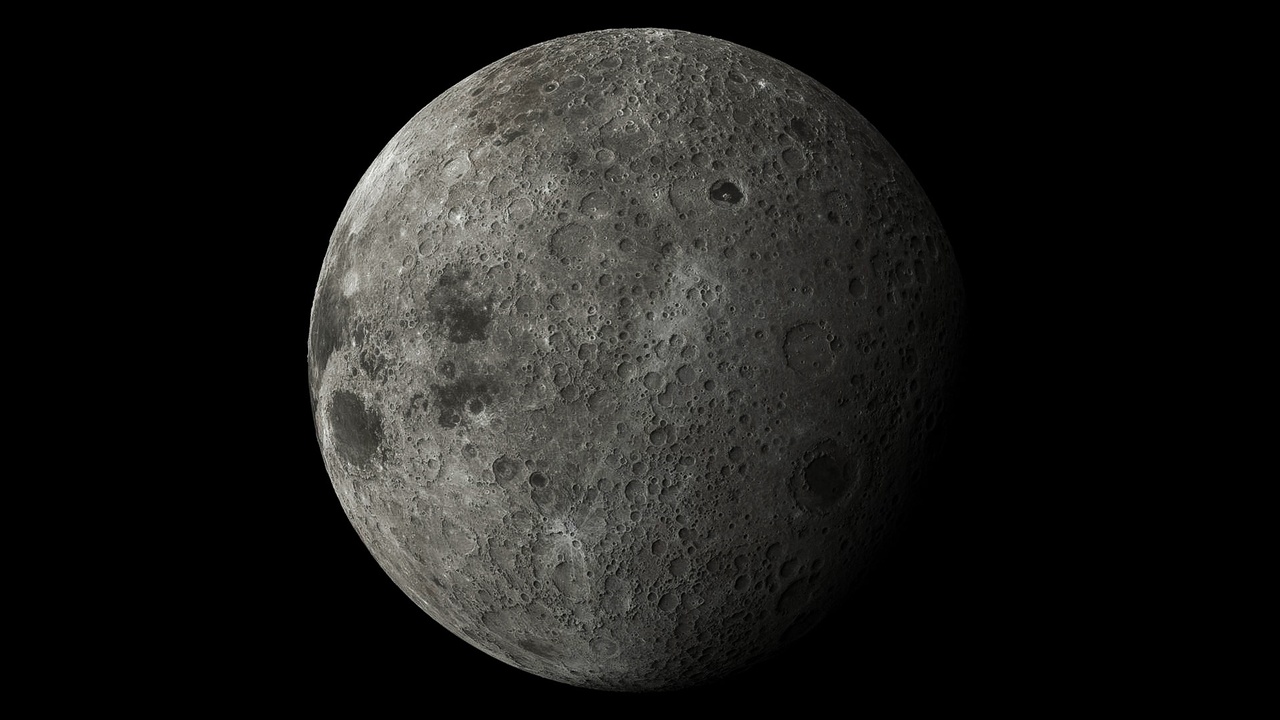 Media 1 for listing [FREE!] A large rock formation in the middle of nowhere - Moon