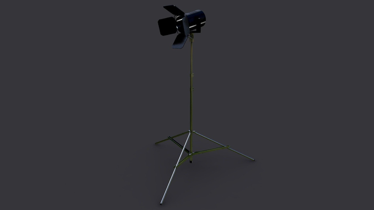 商品 Studio Spotlight 的媒体 1