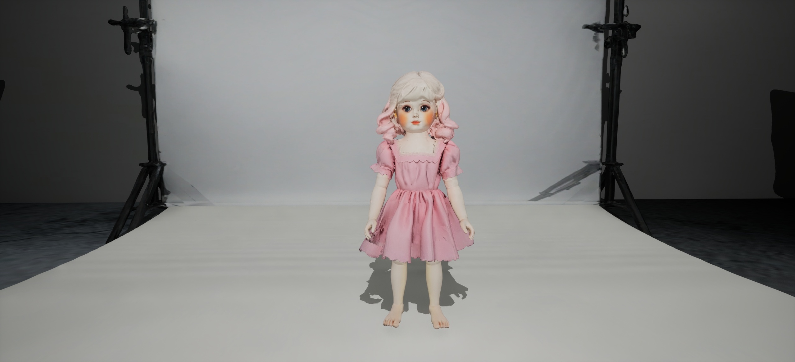 Media 1 for listing Porcelain Doll - Prop