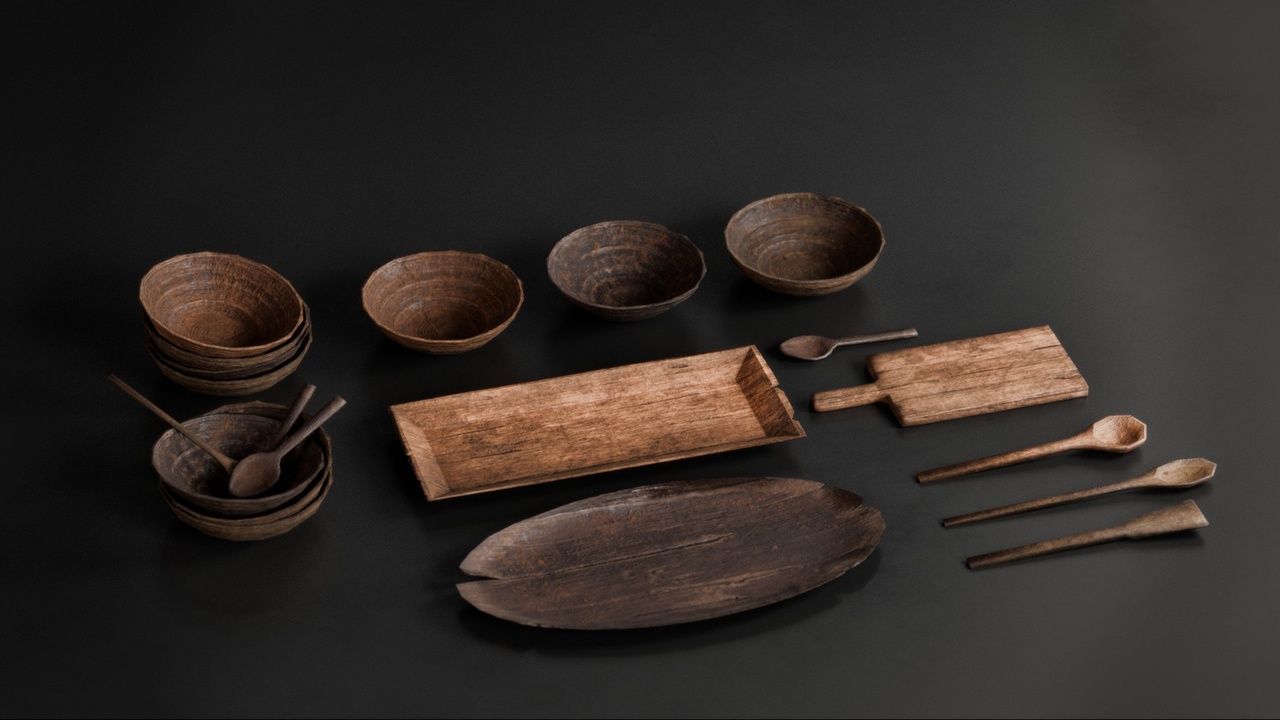 Media 1 for listing Wooden Dinnerware
