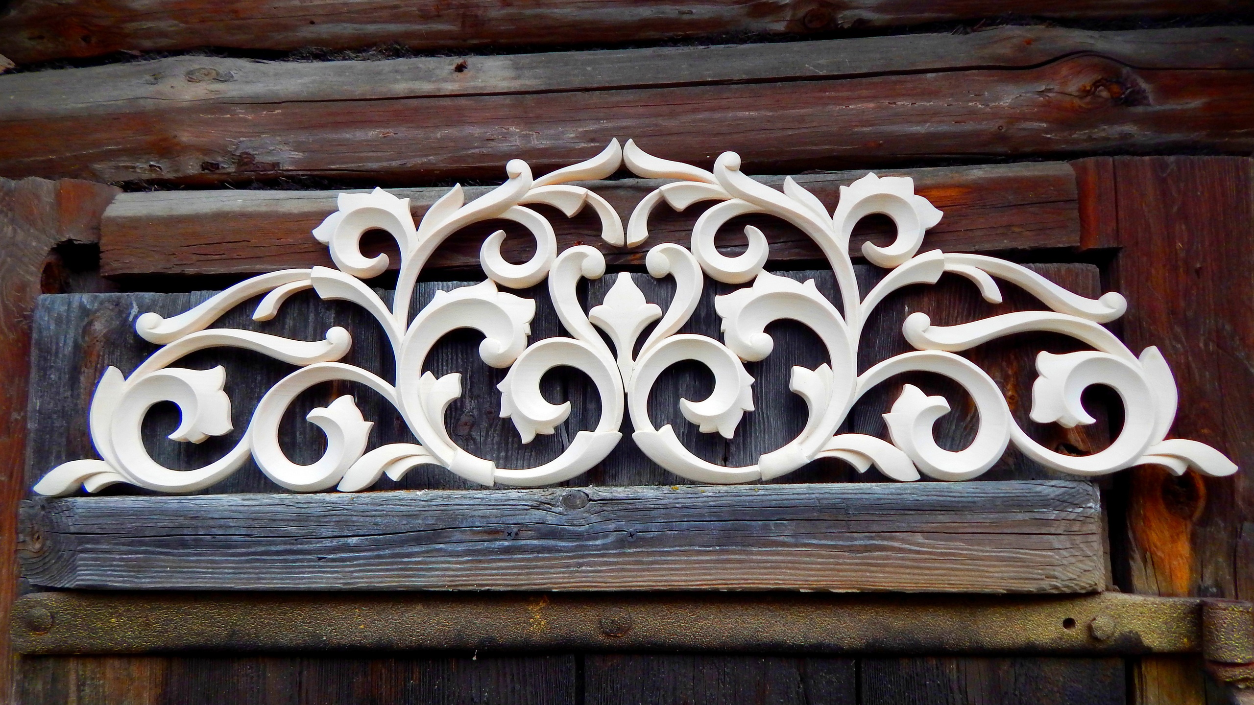 Медиа 1 для объявления Carved pattern for CNC. Резьба по дереву