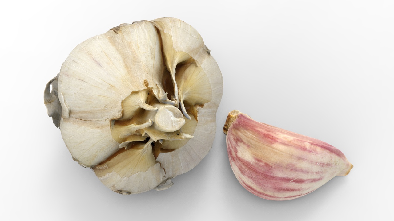 Media 1 for listing Garlic and a clove of garlic