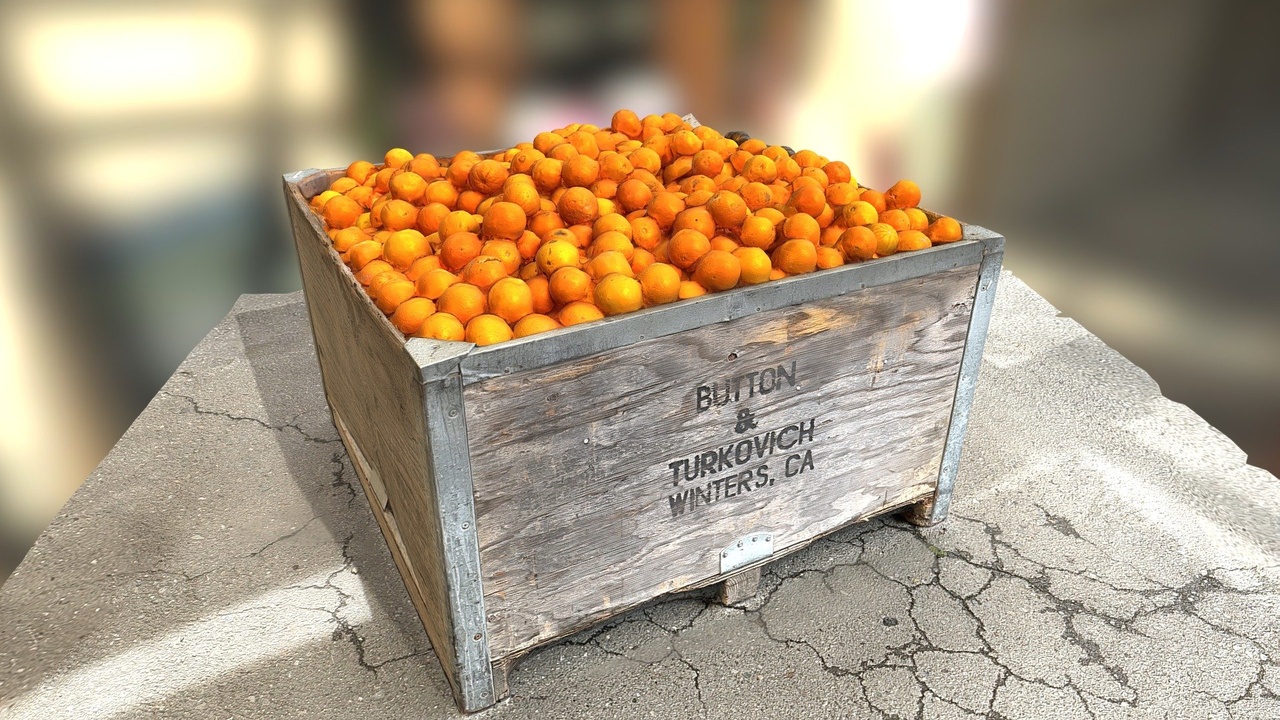 Media 1 for listing Big Crate of Oranges