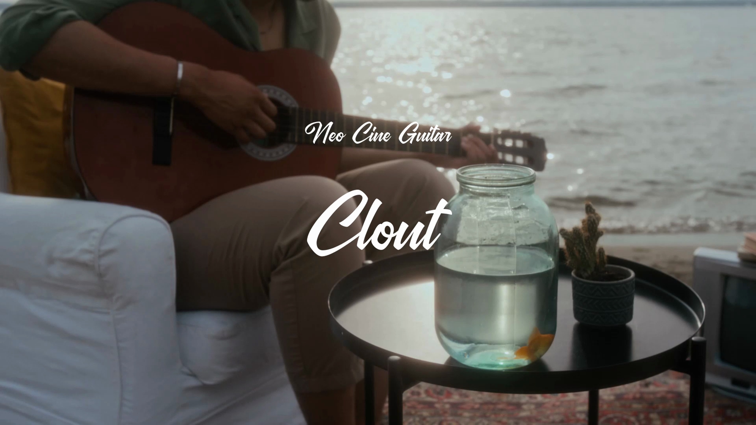 Media 1 for listing Clout / Neo Cine Guitar